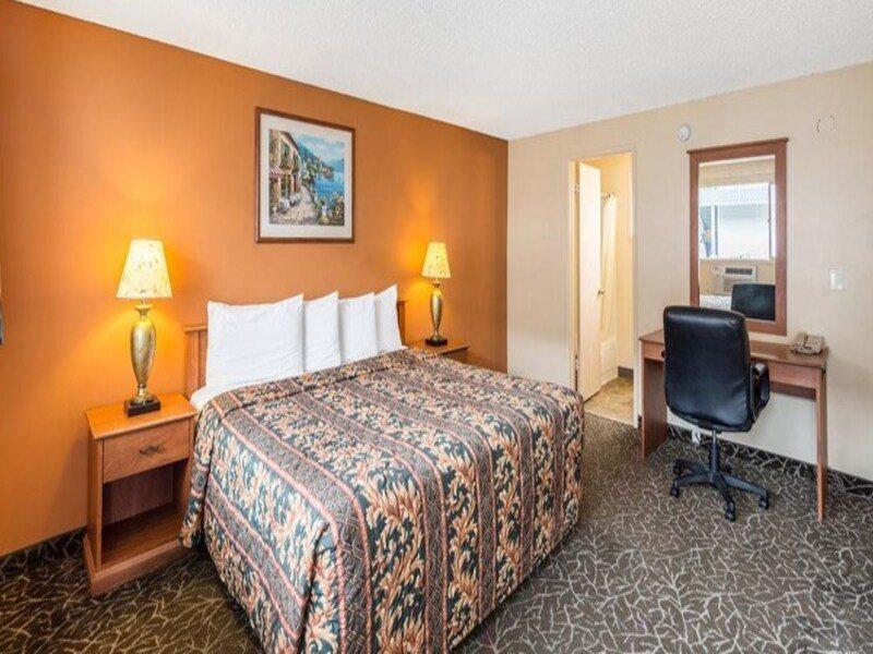 Howard Johnson By Wyndham Spokane
