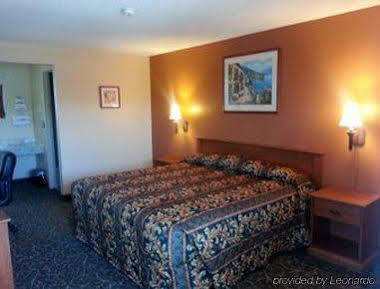 Howard Johnson By Wyndham Hotel Spokane